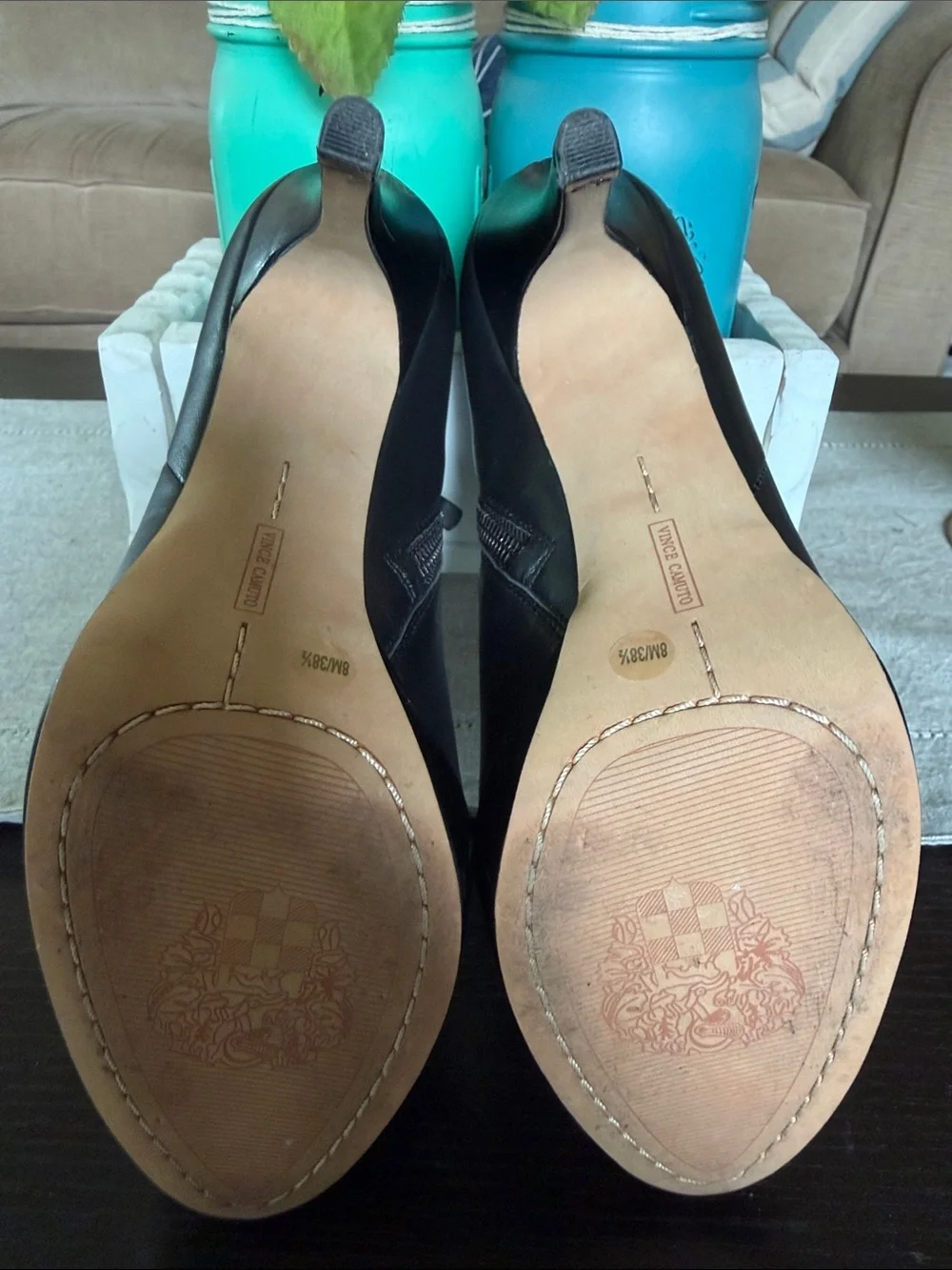 Vince Camuto bootie heels - Picture 3 of 6